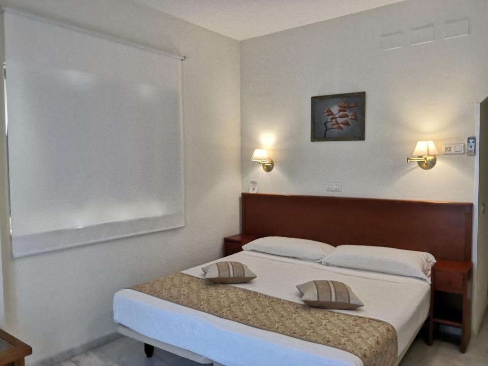 La Luna Blanca Torremolinos Exterior photo