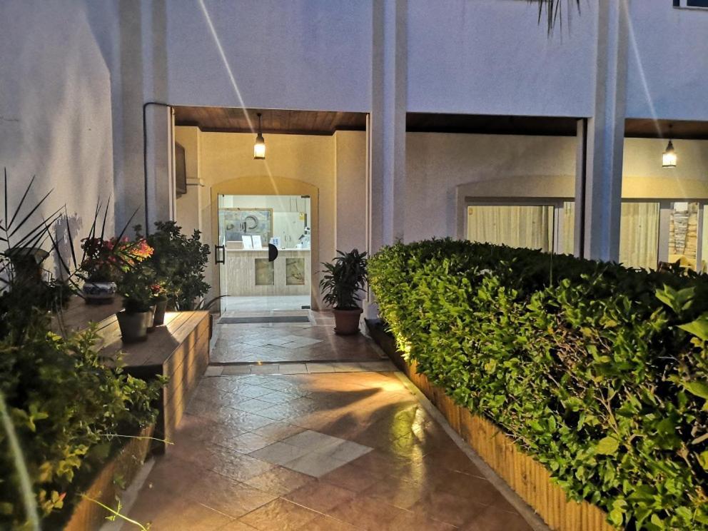 La Luna Blanca Torremolinos Exterior photo